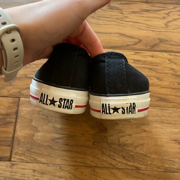 Converse - Picture 3 of 5